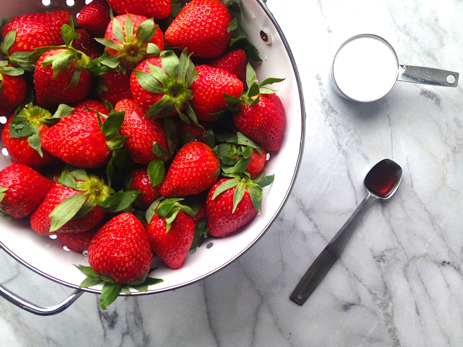 How to Roast Strawberries recipes with roasted strawberries