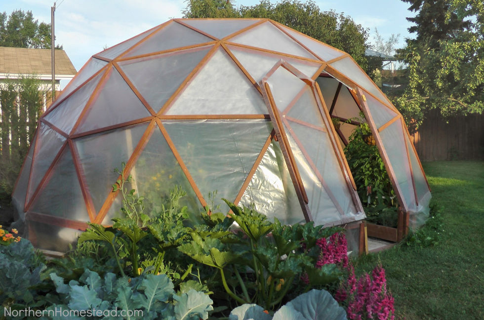 15 diy backyard greenhouses - how to make a greenhouse 15 diy backyard greenhouses - how to make a greenhouse