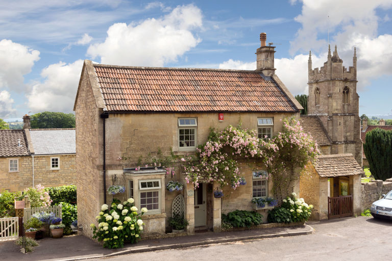 THE MOST BEAUTIFUL ENGLISH COTTAGES PICTURES STUNNING ENGLISH COUNTRY COTTAGES AND HOMES IMAGES gallery 1443049281 south stoke bath somerset ba2 uk - THE MOST BEAUTIFUL ENGLISH COTTAGES PICTURES STUNNING ENGLISH COUNTRY COTTAGES AND HOMES IMAGES
