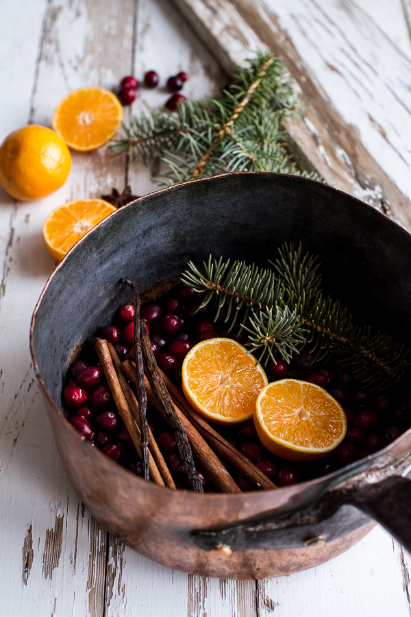 18 DIY Ways to Make Your Home Smell Like Christmas - Christmas Scents 18 DIY Ways to Make Your Home Smell Like Christmas - Christmas Scents
