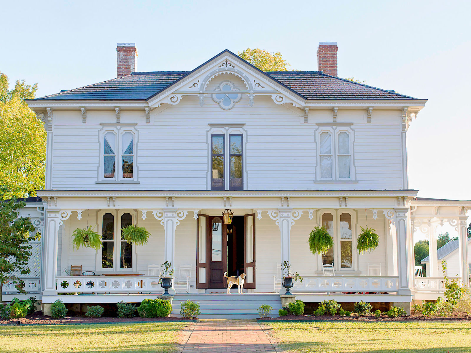 White Farmhouses For Sale - Farmhouse Real Estate Listings, image size:1600x1200