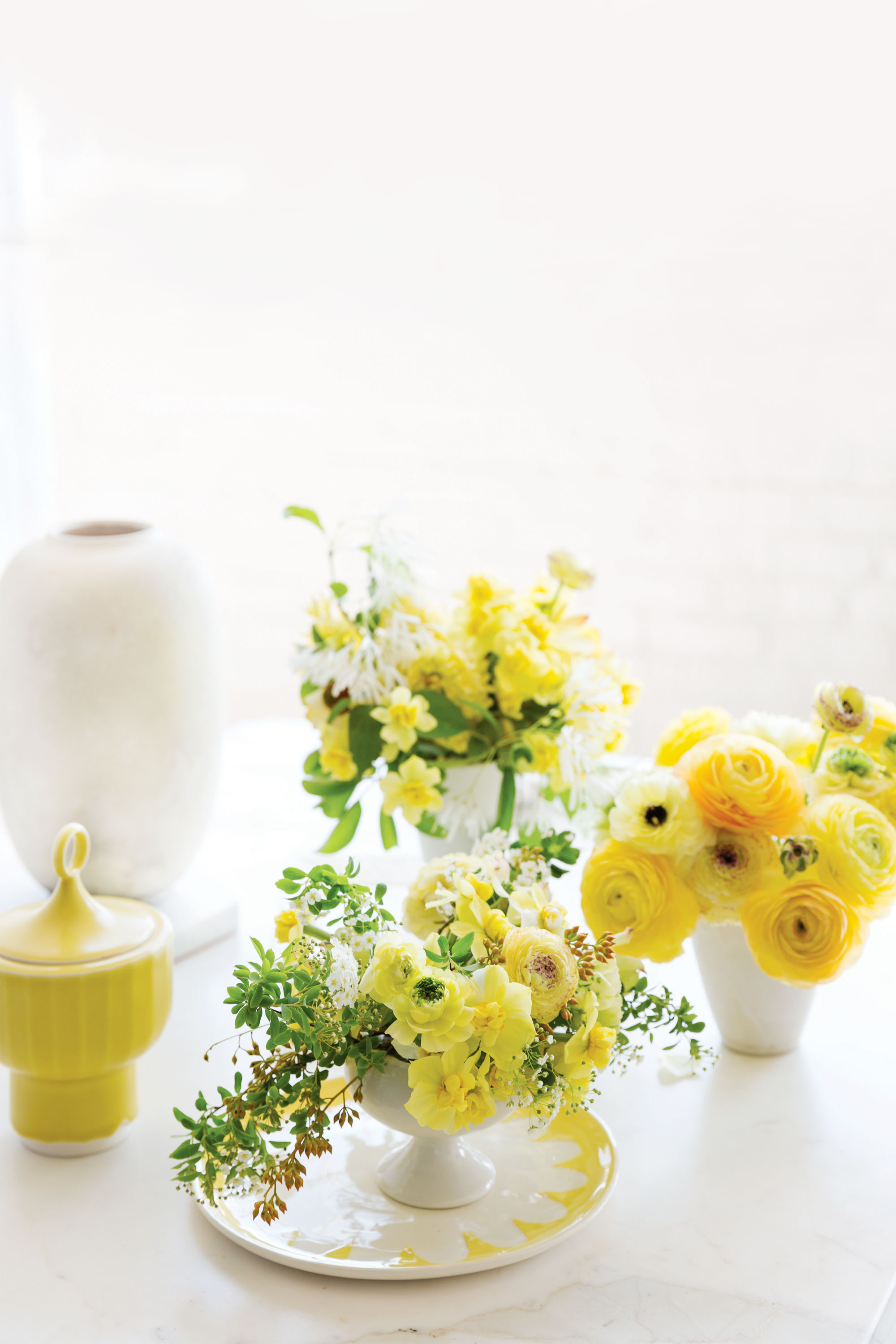 What are some tips for making your own flower arrangements?