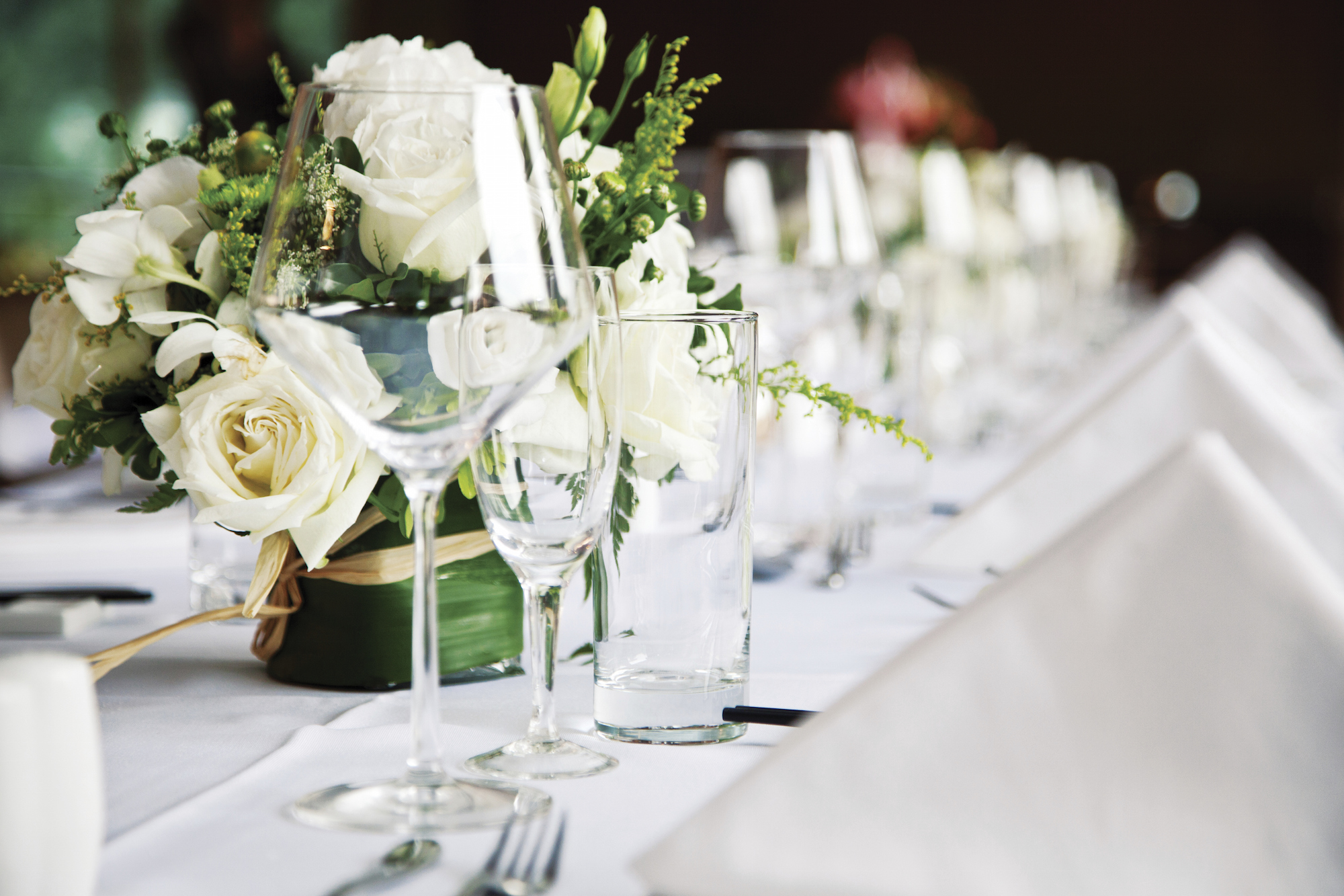 Wedding Etiquette - What to Buy and Wear to a Wedding