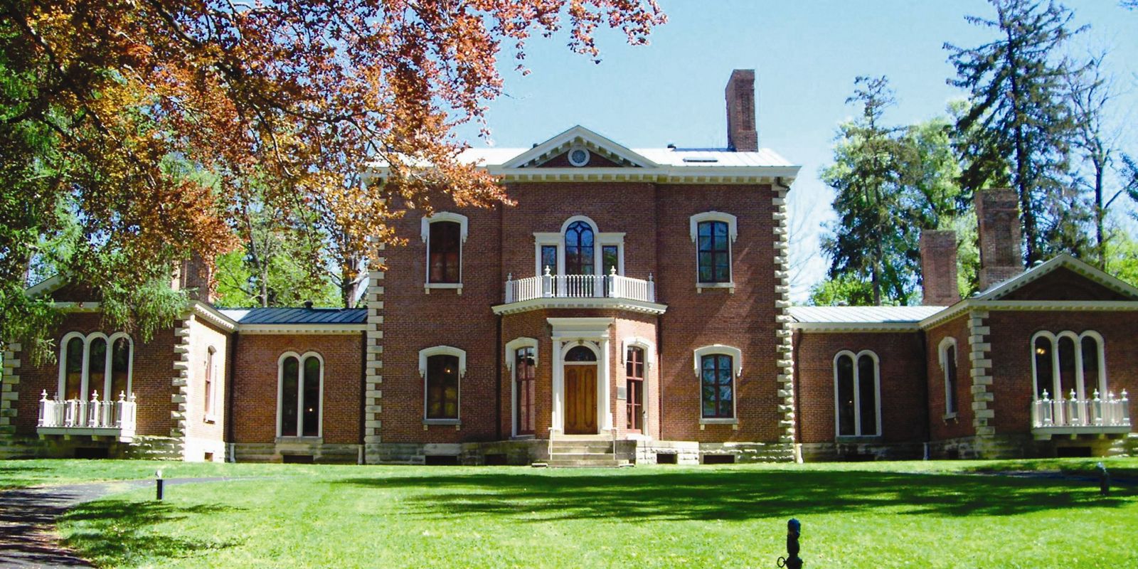 11 Incredible Historical Homes You Should Visit in Kentucky