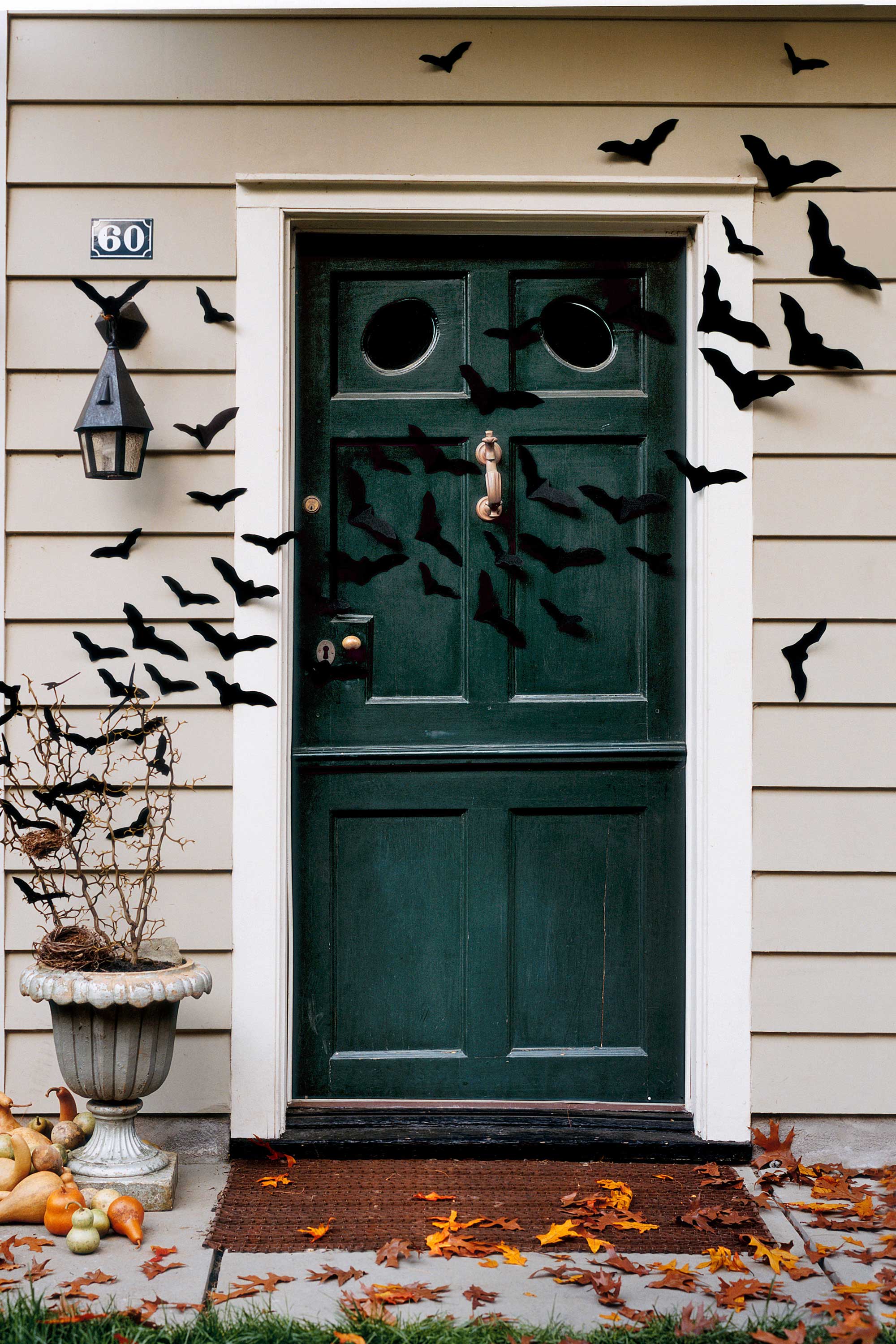30 outdoor halloween decorations easy halloween yard and porch ideas