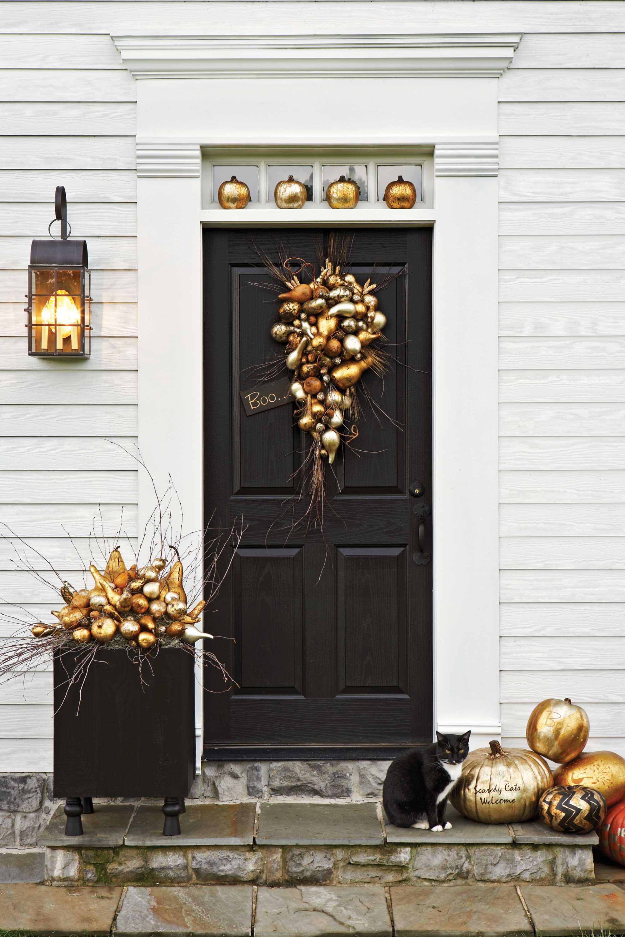 30 outdoor halloween decorations easy halloween yard and porch ideas