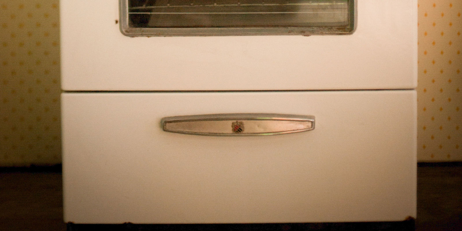 What That Drawer Underneath Your Oven Is Actually For Oven Warming Drawer