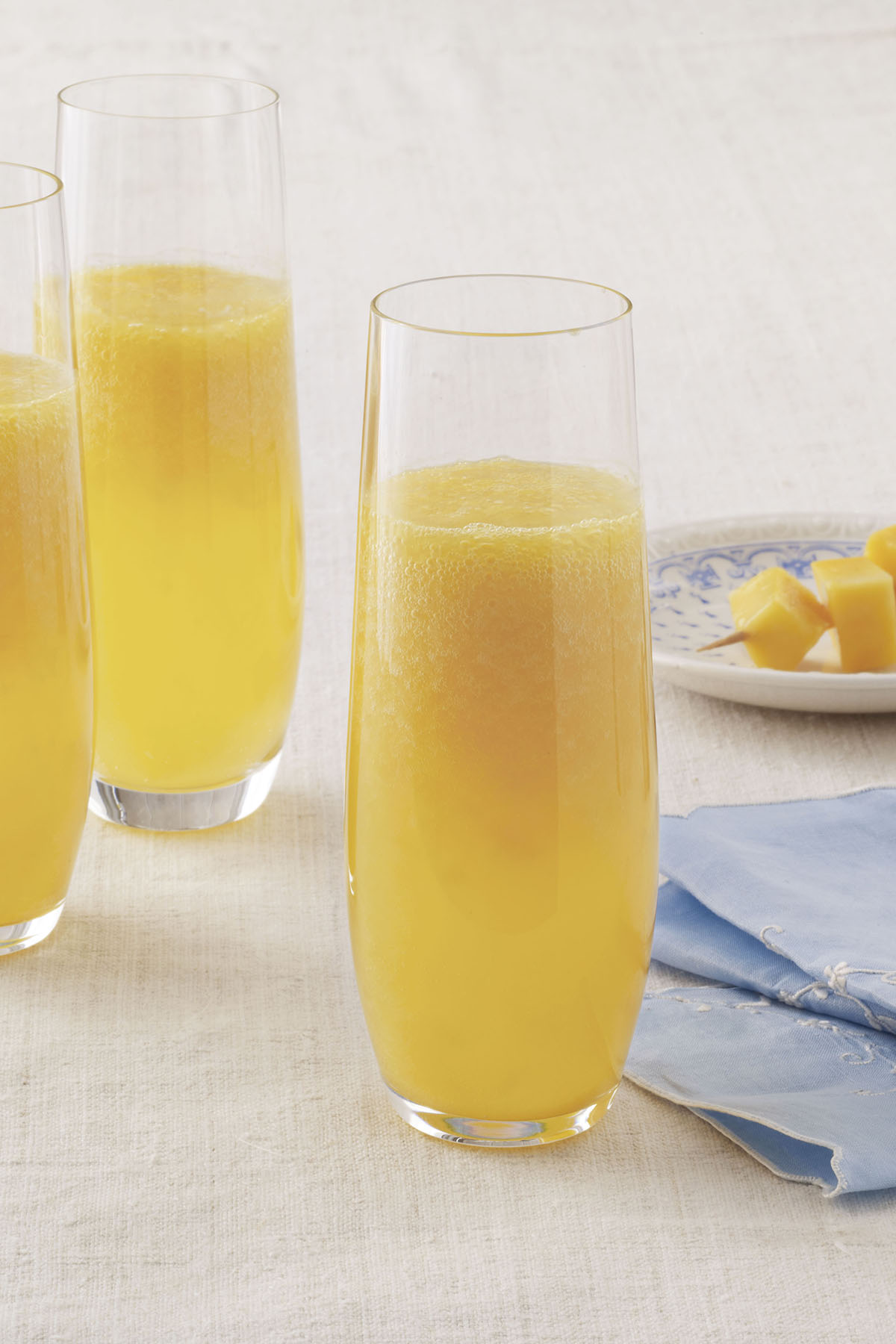 26 Fruity Mimosa Recipes for Your Best Brunch Ever Mimosa Recipe