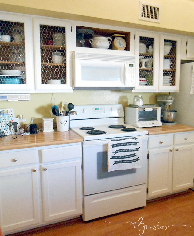 10 diy kitchen cabinet makeovers - before & after photos that 10 diy kitchen cabinet makeovers - before & after photos that