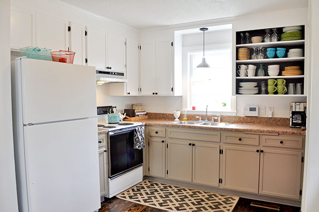 10 DIY Kitchen Cabinet Makeovers - Before & After Photos That 10 DIY Kitchen Cabinet Makeovers - Before & After Photos That Prove a Little TLC Goes a Long Way - 10 DIY Kitchen Cabinet Makeovers - Before & After Photos That