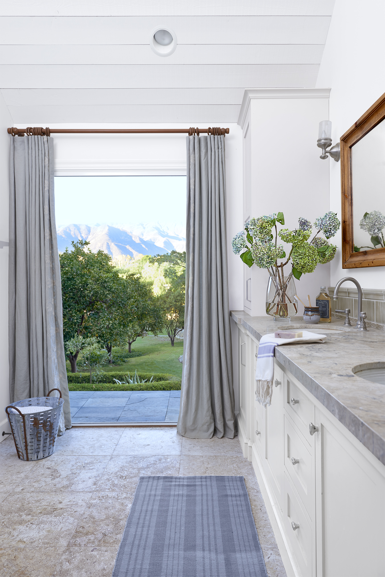 90 Best Bathroom Decorating Ideas - Decor & Design Inspirations 90 Best Bathroom Decorating Ideas - Decor & Design Inspirations