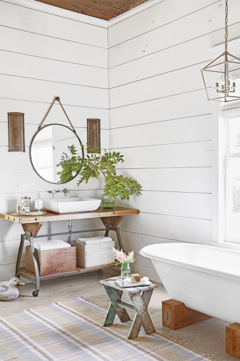 5 Easy Ways To Style A Modern Farmhouse Bathroom