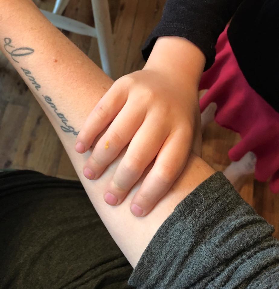 This Mom Claims She Has a Hack That Magically Stops Her Kids from Interrupting Her This Mom Claims She Has a Hack That Magically Stops Her Kids from Interrupting Her