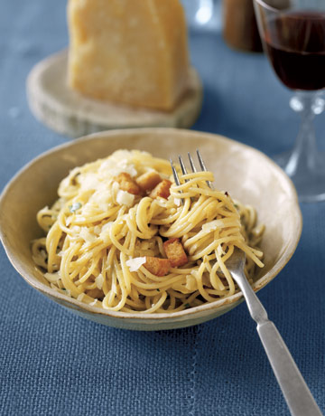 Quick and easy pasta begins with basic ingredients, such as mushrooms, onions, and red peppers. An egg yolk is tossed with the ingredients and heated through before serving to glaze the pasta in rich, creamy flavor. Finish with a sprinkle of a fragrant, nutty cheese. Recipe: Easy Pantry Pasta 