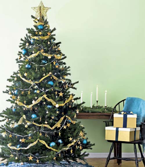 Pictures Of Decorated Christmas Trees 17 unique christmas tree toppers - cool ideas for tree toppers Pictures Of Decorated Christmas Trees 17 unique christmas tree toppers - cool ideas for tree toppers