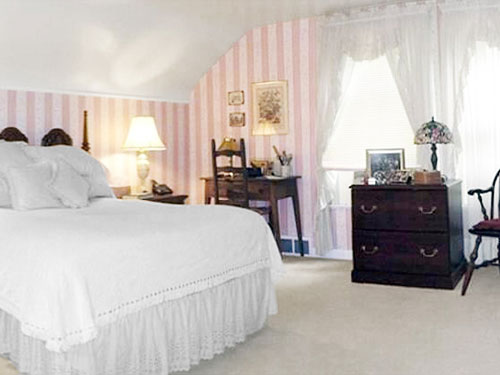 Bedroom Renovation Before And After 65 home makeover ideas - before and after home makeovers Bedroom Renovation Before And After 65 home makeover ideas - before and after home makeovers