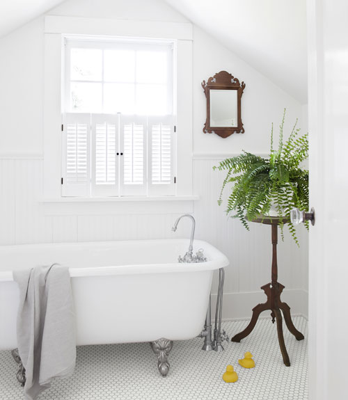 White Bathroom 30 white bathroom ideas - decorating with white for bathrooms White Bathroom 30 white bathroom ideas - decorating with white for bathrooms