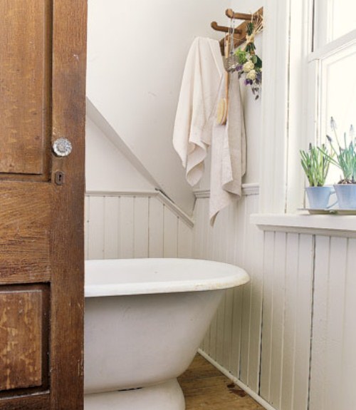 Simple White Bathrooms 30 white bathroom ideas - decorating with white for bathrooms Simple White Bathrooms 30 white bathroom ideas - decorating with white for bathrooms