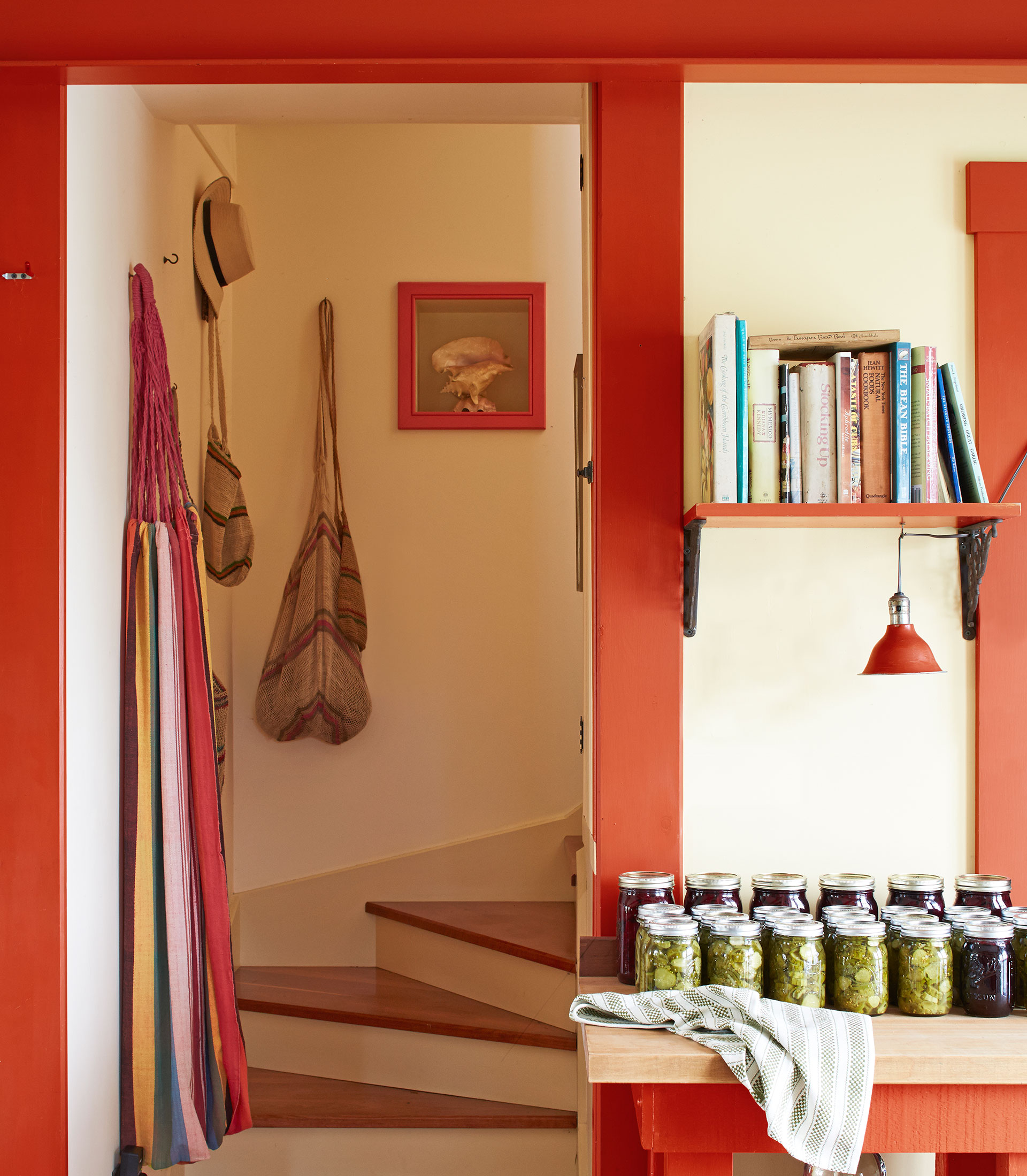 Decorating with red ideas for red rooms and home decor