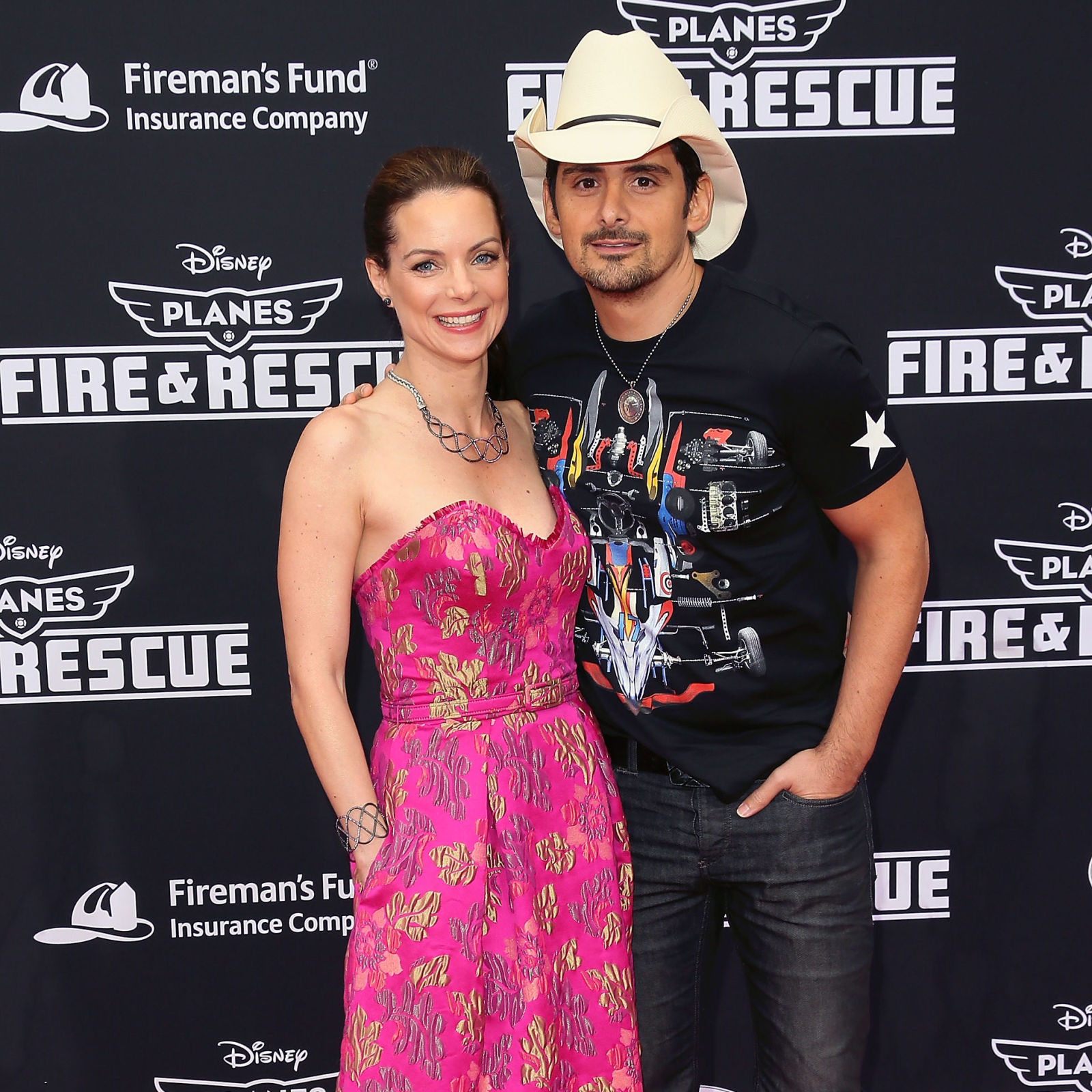 Brad Paisley Reveals How He Really Won Over His Wife ...