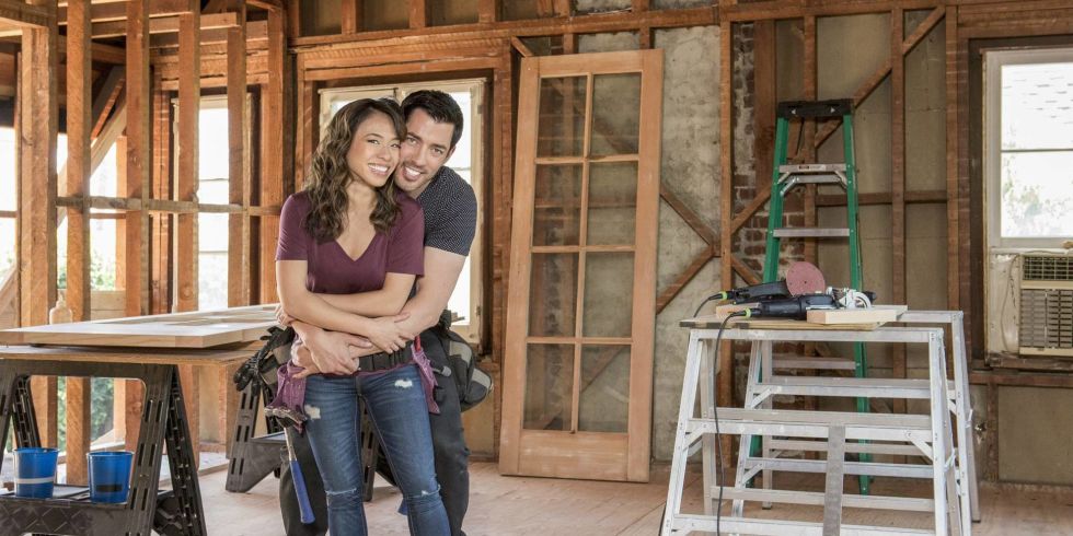 Drew's Honeymoon House with Drew Scott and Linda Phan